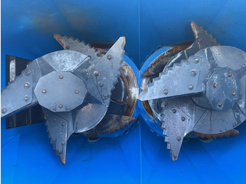 Forage mixer wagon ROBERT - ROBIN BMV33: picture 5 Forage mixer wagon ROBERT - ROBIN BMV33: picture 5