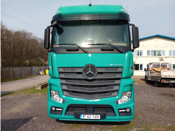 Tractor unit Mercedes-Benz Actros 18.45: picture 2