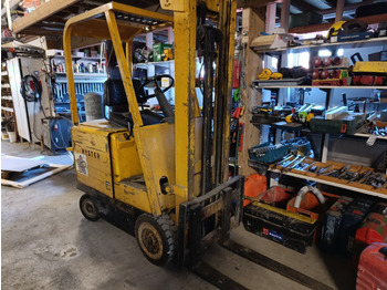 Electric forklift HYSTER