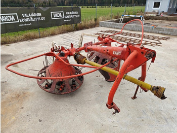 Tedder/ Rake Pyöröharavapöyhin Fahr KU25 karhottimilla Ratasvetoinen harvinainen kone, katso video!: picture 2 Tedder/ Rake Pyöröharavapöyhin Fahr KU25 karhottimilla Ratasvetoinen harvinainen kone, katso video!: picture 2