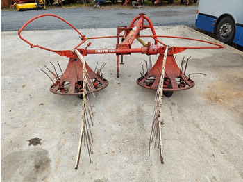 Tedder/ Rake Pyöröharavapöyhin Fahr KU25 karhottimilla Ratasvetoinen harvinainen kone, katso video!: picture 4 Tedder/ Rake Pyöröharavapöyhin Fahr KU25 karhottimilla Ratasvetoinen harvinainen kone, katso video!: picture 4