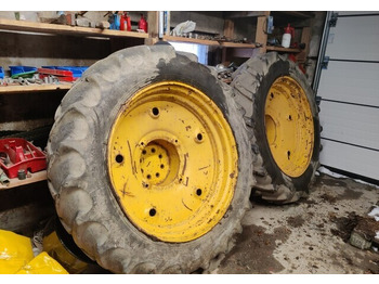 Tire for Farm tractor Traktorin renkaat 13.6/12x38 vanteilla: picture 4