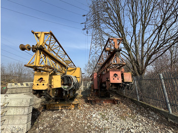Self-erecting tower crane LIEBHERR