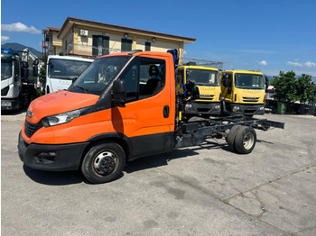 Crane truck IVECO DAILY 35-140: picture 4