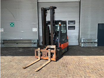 Forklift TOYOTA