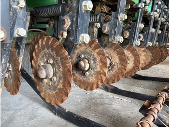 Combine seed drill Great Plains NTA 2000: picture 5