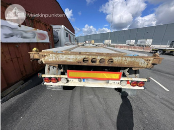 Container transporter/ Swap body semi-trailer Fliegl SDS 400: picture 5