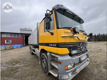 Leasing of Mercedes-Benz 2543 Actros med bakmonterad kran och tipp Mercedes-Benz 2543 Actros med bakmonterad kran och tipp: picture 4 Leasing of Mercedes-Benz 2543 Actros med bakmonterad kran och tipp Mercedes-Benz 2543 Actros med bakmonterad kran och tipp: picture 4