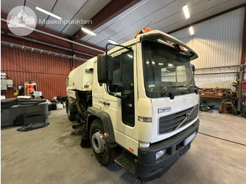 Garbage truck Volvo FL 618: picture 4