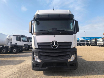 Tractor unit Mercedes-Benz Actros 1845: picture 2 Tractor unit Mercedes-Benz Actros 1845: picture 2