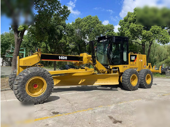 Grader CATERPILLAR 140H