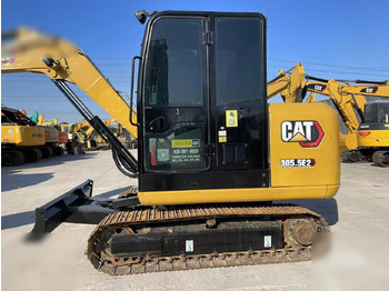 Mini excavator CATERPILLAR 305.5E2