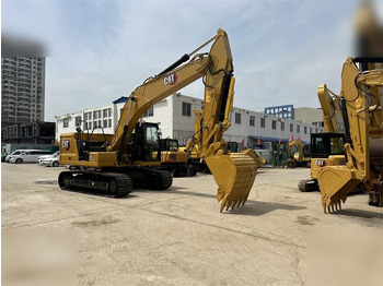 Crawler excavator CATERPILLAR 320GC: picture 4