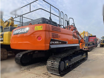 Crawler excavator DOOSAN DX300 LCA: picture 3