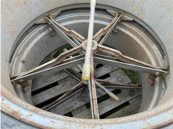 Wheels and tires for Agricultural machinery Molcon 16.9x38 5 armet bred: picture 2 Wheels and tires for Agricultural machinery Molcon 16.9x38 5 armet bred: picture 2