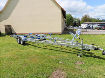 Boat trailer Böckmann TPV, PKW Anhänger, Bootstrailer, 3,5 to. Winde, 100 km/h: picture 3 Boat trailer Böckmann TPV, PKW Anhänger, Bootstrailer, 3,5 to. Winde, 100 km/h: picture 3