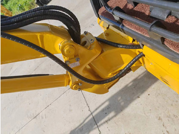 Leasing of komatsu PC35 komatsu PC35: picture 4