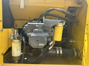 Crawler excavator KOMATSU 200-8: picture 3