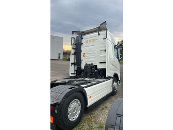 Tractor unit VOLVO fh500: picture 3