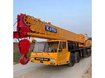 Mobile crane KATO
