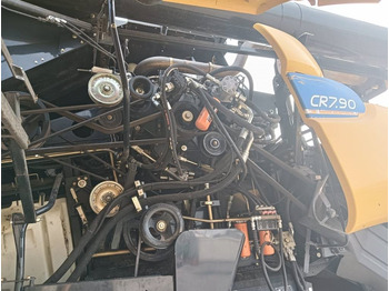 Combine harvester New Holland CR 7.90: picture 5
