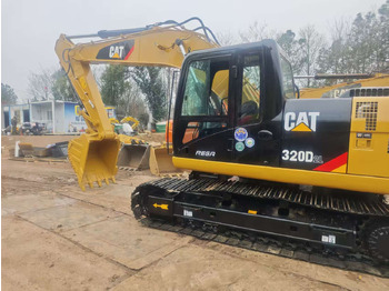 Excavator CATERPILLAR 320D2