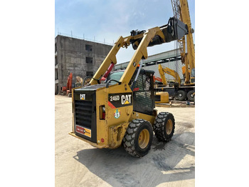 Skid steer loader CATERPILLAR