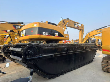 Amphibious excavator CATERPILLAR 320C