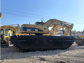 Amphibious excavator CATERPILLAR 320C