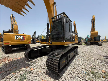 Crawler excavator CATERPILLAR 336D2: picture 4