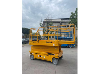 Scissor lift HAULOTTE