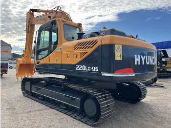 Excavator HYUNDAI