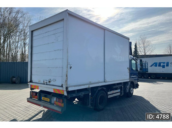 Container transporter/ Swap body truck Mercedes-Benz Atego 816 Day Cab, Euro 5, BDF / EPS automatic / standklima / Hydraulic system: picture 3