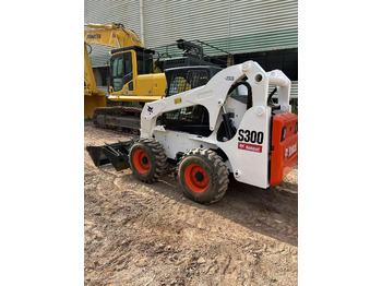 Skid steer loader BOBCAT S300