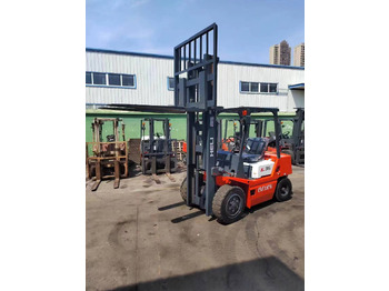 Diesel forklift HELI