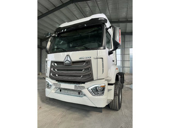 Tractor unit HOWO Truck Unit 4*2 Click for Discount: picture 3