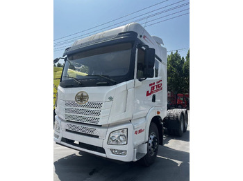 Tractor unit