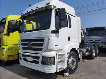Tractor unit SINOTRUK