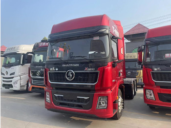 Tractor unit SINOTRUK