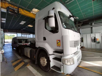Tractor unit