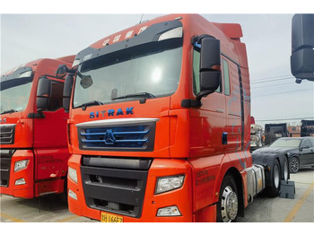 Tractor unit SINOTRUK