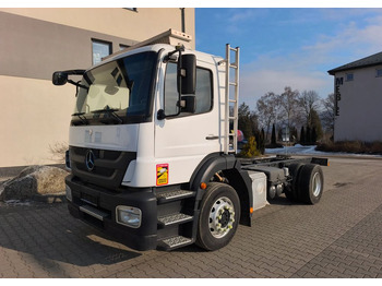 Cab chassis truck MERCEDES-BENZ Axor 1829