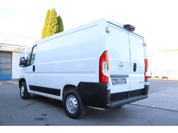 Small van Opel Movano: picture 4