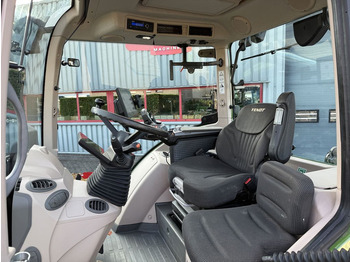 Farm tractor Fendt 313 Vario FendtOne + Fendt Cargo 4x75: picture 5