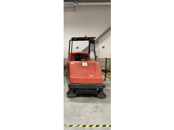 Industrial sweeper