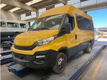 School bus Iveco Daily: picture 4