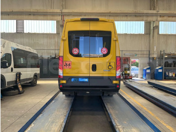 School bus Iveco Daily: picture 5