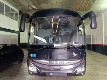 Coach Iveco Magelys: picture 2 Coach Iveco Magelys: picture 2