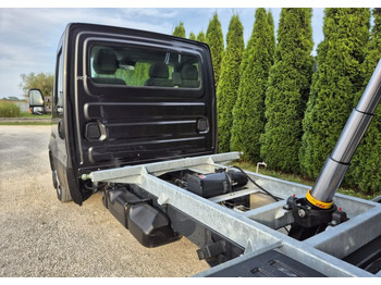 Tipper van Iveco 35C18 3.0 180KM: picture 4 Tipper van Iveco 35C18 3.0 180KM: picture 4