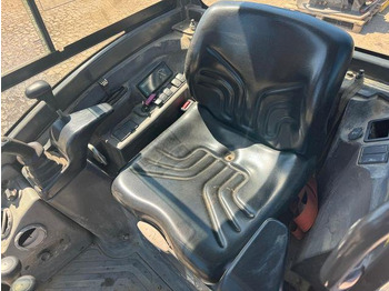 Mini excavator Volvo EC18D: picture 5